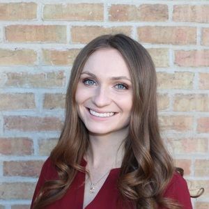 Meet your Posher, Emi